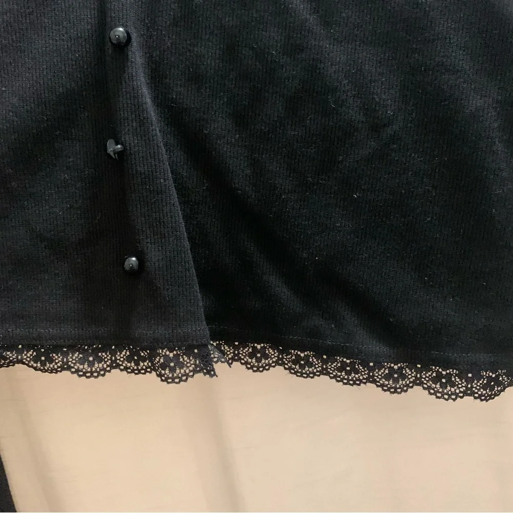 Black Long Sleeve Ribbed Crop Top with V-Neck, Lace Trim and Faux Buttons